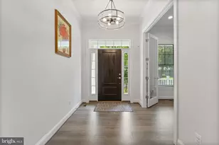 9317 Convento Terrace, Fairfax, VA 22031 - Photo 6