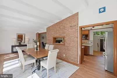 8900 Camfield Drive, Alexandria, VA 22308 - Photo 14