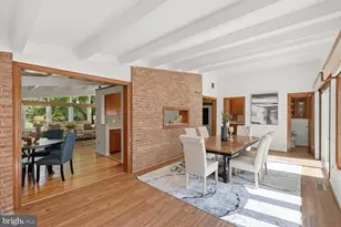 8900 Camfield Dr, Alexandria, VA 22308 - Photo 12