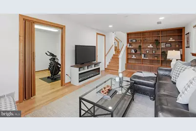 8900 Camfield Drive, Alexandria, VA 22308 - Photo 34