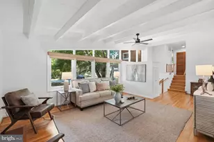 8900 Camfield Dr, Alexandria, VA 22308 - Photo 6