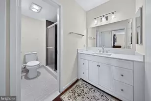 3705 S George Mason Dr, Falls Church, VA 22041 - Photo 32