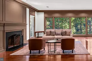 11032 Popes Head Rd, Fairfax, VA 22030 - Photo 10
