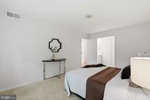 11721 Karbon Hill Ct, Reston, VA 20191 - Photo 16
