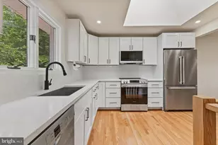 6211 Houston Ct, Alexandria, VA 22310 - Photo 2
