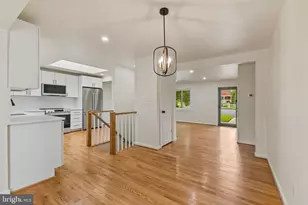 6211 Houston Ct, Alexandria, VA 22310 - Photo 8