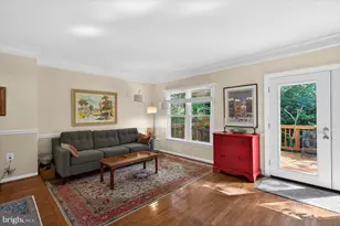 4239 Sleepy Lake Dr, Fairfax, VA 22033 - Photo 10