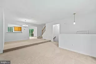 3740 Broomsedge Ct, Fairfax, VA 22033 - Photo 8