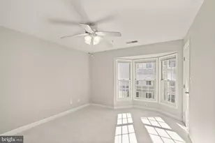 12237 Fairfield House Dr, Fairfax, VA 22033 - Photo 20