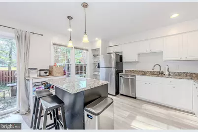 11967 Glen Alden Road, Fairfax, VA 22030 - Photo 10