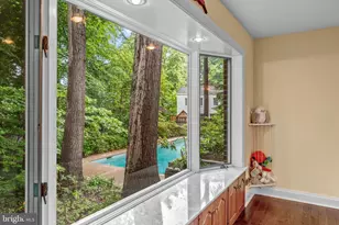 1502 Highwood Dr, McLean, VA 22101 - Photo 16