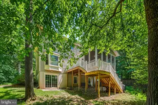 10999 Highridge St, Fairfax Station, VA 22039 - Photo 6