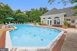 4542 Superior Square, Fairfax, VA 22033 - Photo 4