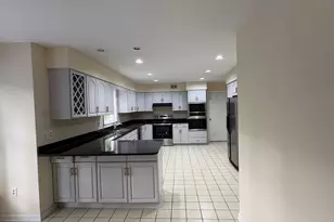 3502 Holly Rd, Annandale, VA 22003 - Photo 2