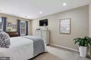 9200 Wyeth Ln, Burke, VA 22015 - Photo 24