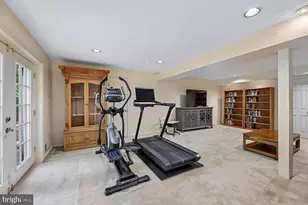 9200 Wyeth Ln, Burke, VA 22015 - Photo 40
