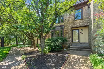 2983 Borge Street, Oakton, VA 22124 - Photo 2