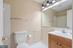 2983 Borge St, Oakton, VA 22124 - Photo 6
