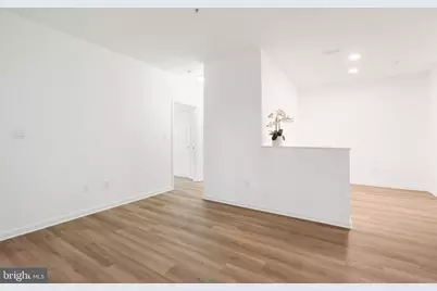 1700 Lake Shore Crest Drive #13, Reston, VA 20190 - Photo 10