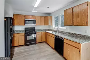 6489 McCoy Rd, Centreville, VA 20121 - Photo 10
