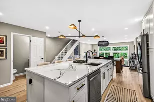 11103 Lake Chapel Ln, Reston, VA 20191 - Photo 38