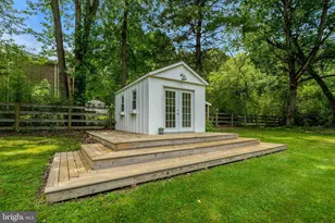 11520 Popes Head Rd, Fairfax, VA 22030 - Photo 32