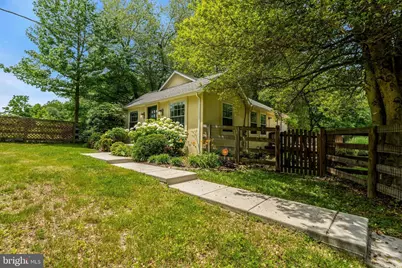 11520 Popes Head Road, Fairfax, VA 22030 - Photo 2