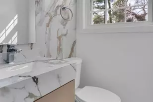 2524 Swift Run St, Vienna, VA 22180 - Photo 20