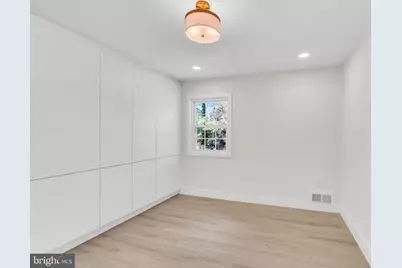 2524 Swift Run Street, Vienna, VA 22180 - Photo 40