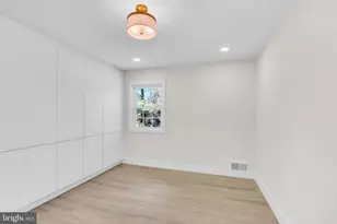 2524 Swift Run St, Vienna, VA 22180 - Photo 40
