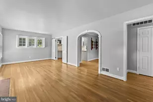 9112 Grist Mill Rd, Alexandria, VA 22309 - Photo 2