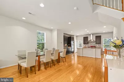 9640 Pullman Place, Fairfax, VA 22031 - Photo 6