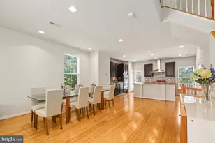 9640 Pullman Pl, Fairfax, VA 22031 - Photo 6