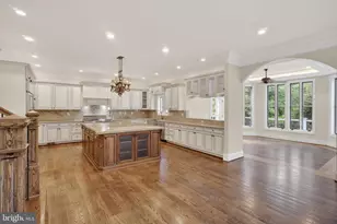 7112 Georgetown Pike, McLean, VA 22101 - Photo 14
