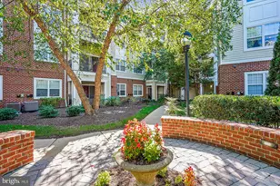 12941 Centre Park Cir, Herndon, VA 20171 - Photo 32