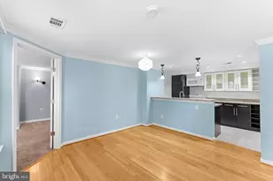 4388 Pembrook Village Dr, Alexandria, VA 22309 - Photo 14