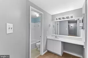 4388 Pembrook Village Dr, Alexandria, VA 22309 - Photo 26