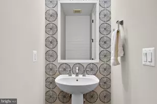 1114 Ware St SW, Vienna, VA 22180 - Photo 46