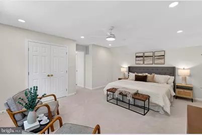 8705 Queen Elizabeth Boulevard, Annandale, VA 22003 - Photo 32