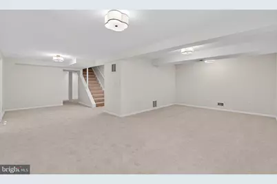 8705 Queen Elizabeth Boulevard, Annandale, VA 22003 - Photo 46