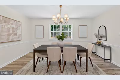 8705 Queen Elizabeth Boulevard, Annandale, VA 22003 - Photo 10