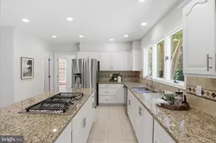 13013 Grey Friars Pl, Herndon, VA 20171 - Photo 20