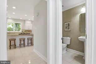 13013 Grey Friars Pl, Herndon, VA 20171 - Photo 14
