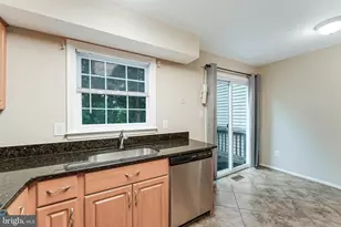 8475 Canyon Oak Dr, Springfield, VA 22153 - Photo 8