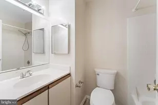 8475 Canyon Oak Dr, Springfield, VA 22153 - Photo 14