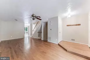 8475 Canyon Oak Dr, Springfield, VA 22153 - Photo 2