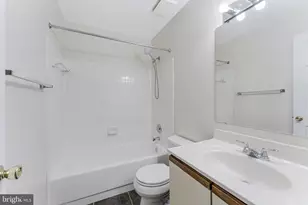 8475 Canyon Oak Dr, Springfield, VA 22153 - Photo 18