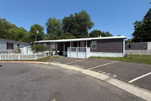 7913 Stork Rd, Alexandria, VA 22306 - Photo 2