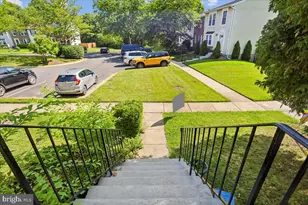 5913 Spruce Run Ct, Centreville, VA 20121 - Photo 4