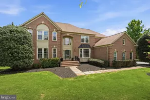 1405 Woodhurst Blvd, McLean, VA 22102 - Photo 1